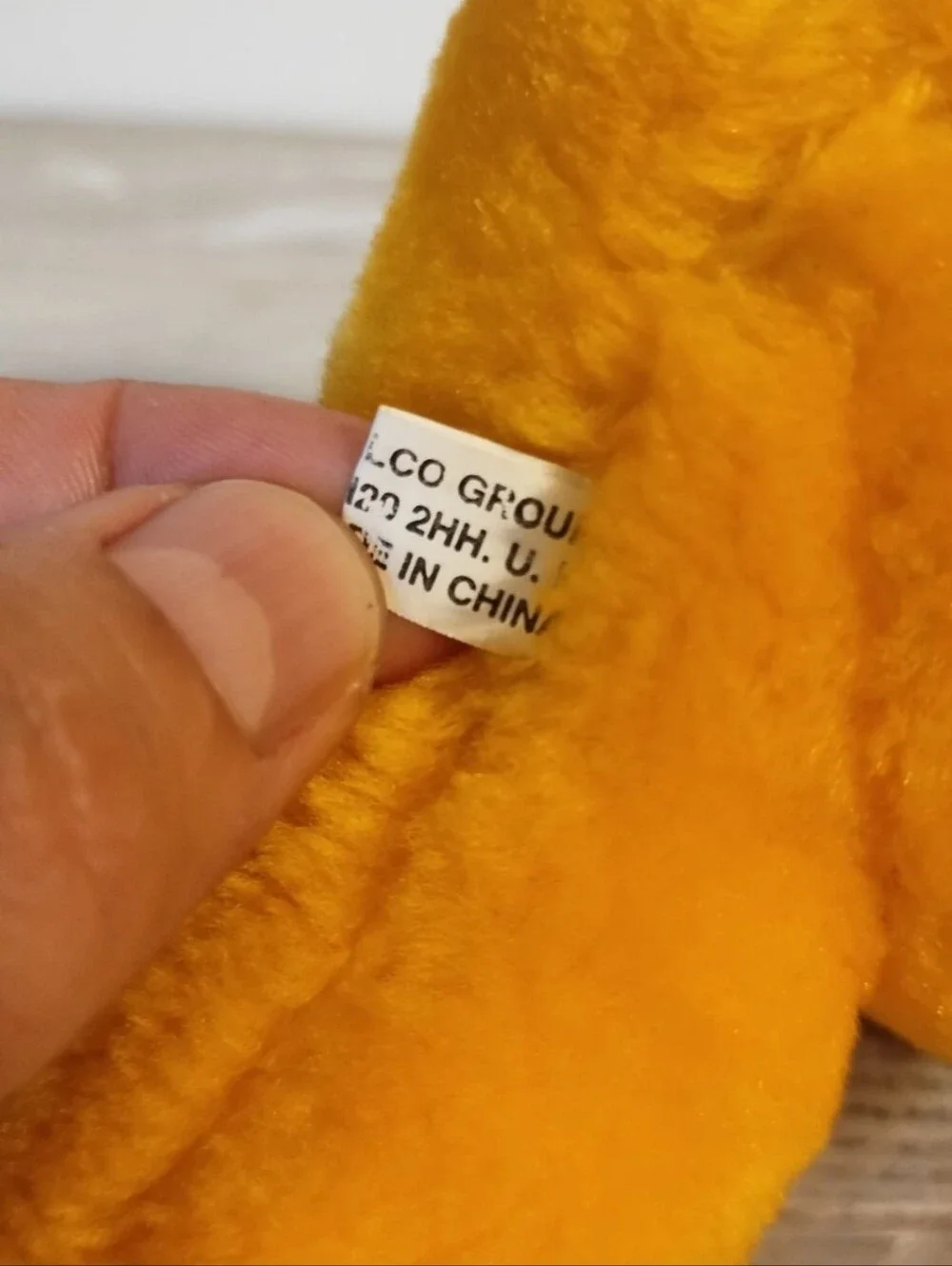 Vtg Kuddle Me Toys Winnie the Pooh Plush Stuffed Animal